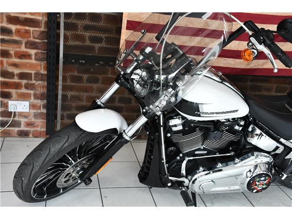 2025 HARLEY-DAVIDSON BREAKOUT 117 