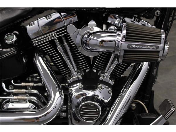2015 Harley-Davidson Breakout