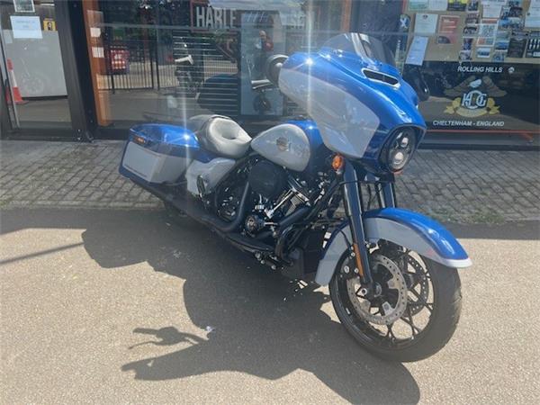  HARLEY-DAVIDSON STREET GLIDE SPECIAL