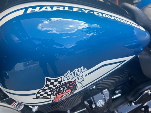  HARLEY-DAVIDSON STREET GLIDE ST