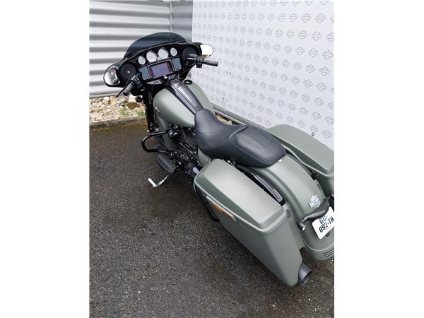 2021 HARLEY-DAVIDSON STREET GLIDE