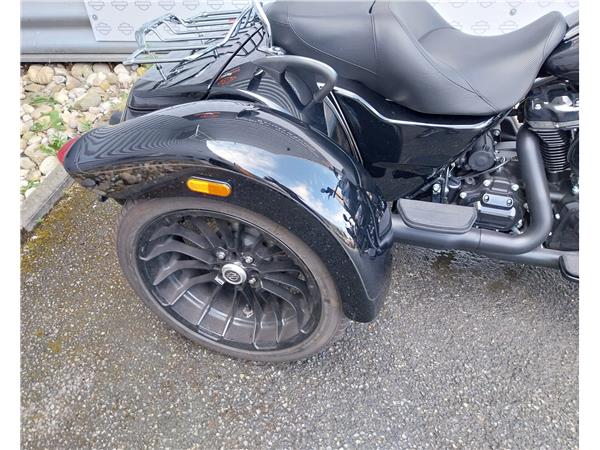 2024 HARLEY-DAVIDSON FREEWHEELER