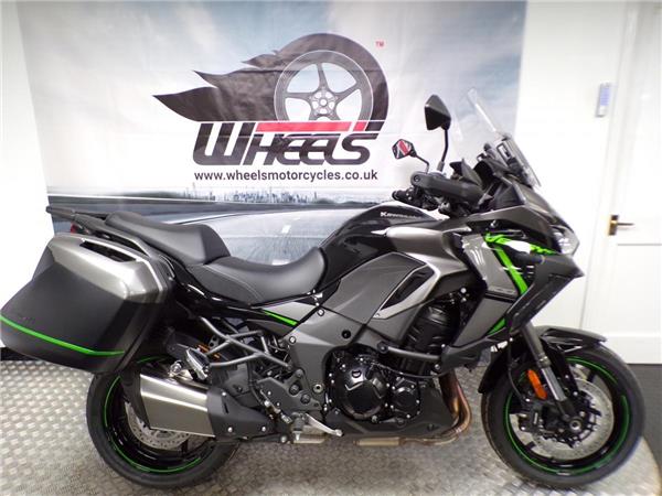 2025 Kawasaki Versys 1100