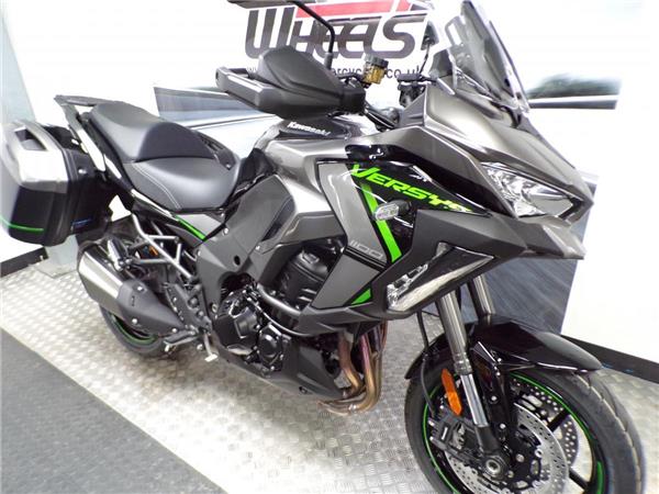 2025 Kawasaki Versys 1100