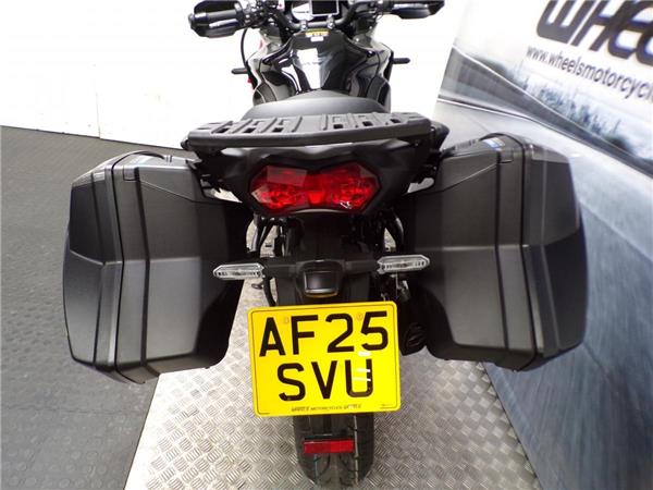 2025 Kawasaki Versys 1100