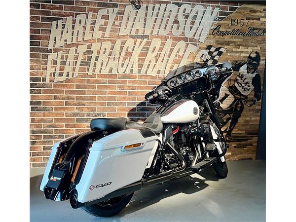 2021 harley-davidson FLHXSE Street Glide CVO 117