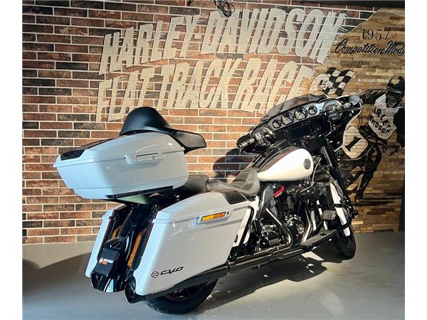 2021 harley-davidson FLHXSE Street Glide CVO 117