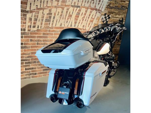 2021 harley-davidson FLHXSE Street Glide CVO 117