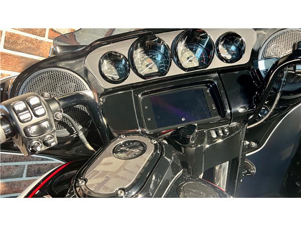 2021 harley-davidson FLHXSE Street Glide CVO 117