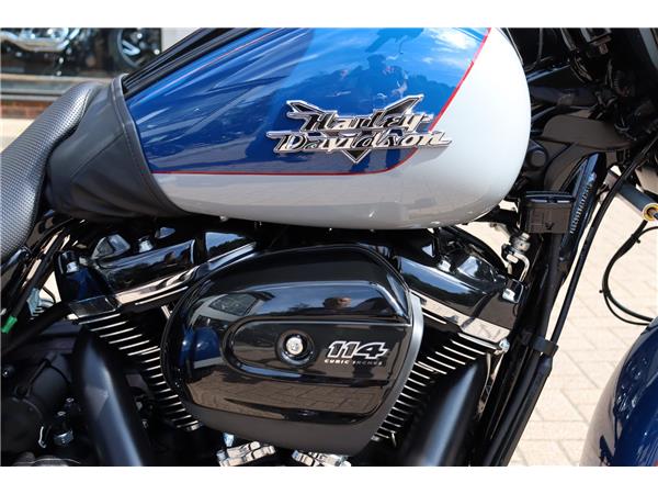 2024 HARLEY-DAVIDSON TRIKE FLRT FREEWHEELER