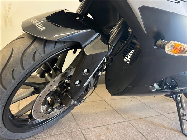 2025 YAMAHA YZF R125
