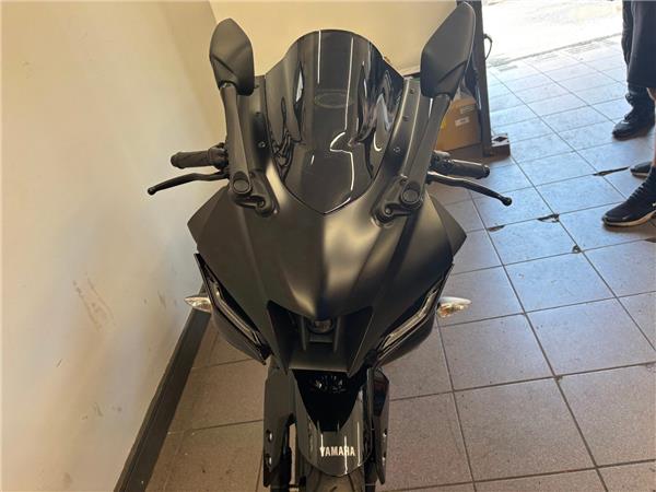 2025 YAMAHA YZF R125