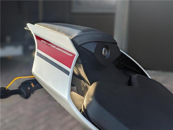 2023 Yamaha R1