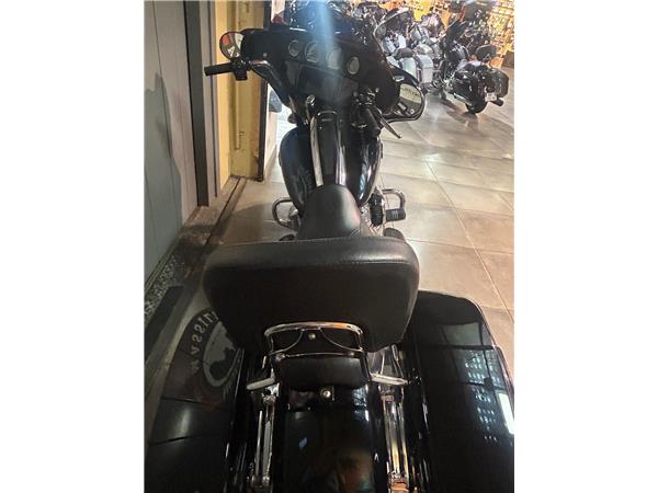2021 HARLEY-DAVIDSON STREET GLIDE
