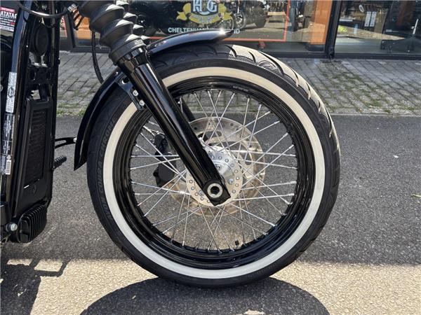 2019 HARLEY-DAVIDSON SOFTAIL FXBB STREET BOB