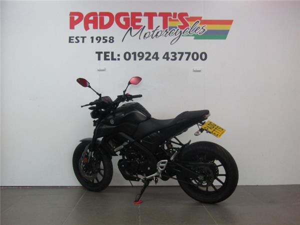 2024 Yamaha MT-125 BLACK