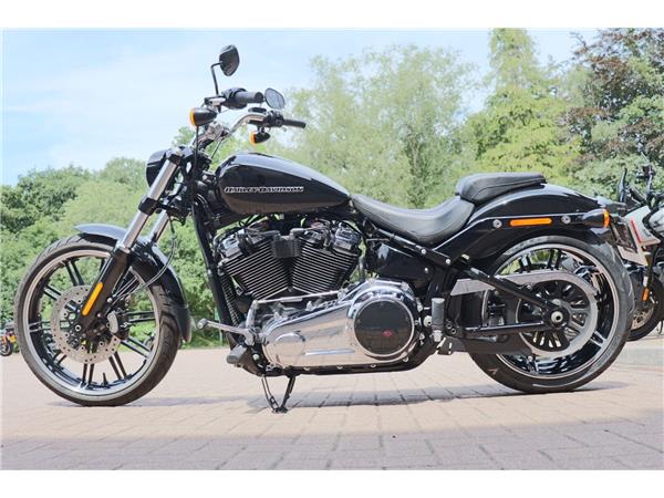 2018 HARLEY-DAVIDSON SOFTAIL FXBR BREAKOUT
