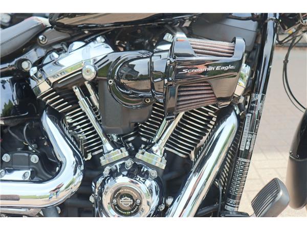 2018 HARLEY-DAVIDSON SOFTAIL FXBR BREAKOUT