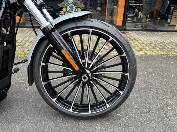 2024 HARLEY-DAVIDSON BREAKOUT 117 