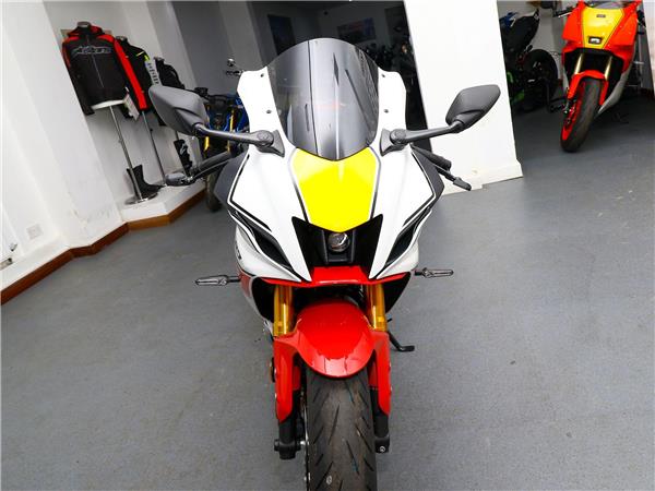 2023 Yamaha R7