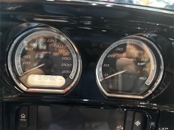 2018 Ultra Glide Limited 107