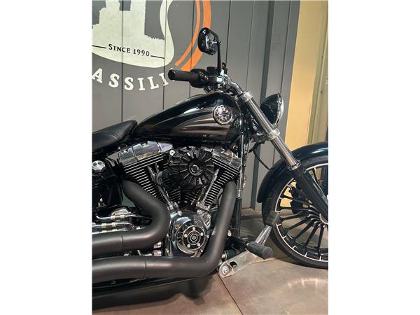 2017 HARLEY-DAVIDSON BREAKOUT