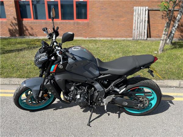 Yamaha MT-09