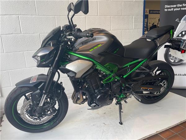 2025 Kawasaki Z900