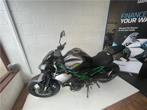 2025 Kawasaki Z900