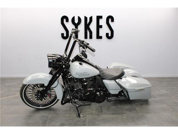 2025 Harley-Davidson Road King Special