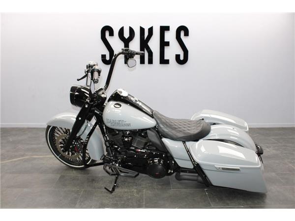2025 Harley-Davidson Road King Special