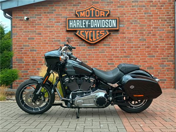 FLSB Softail Sport Glide 