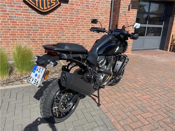 RA1250 Pan America Special 