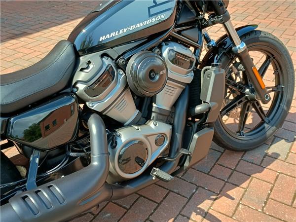 RH975 Nightster 