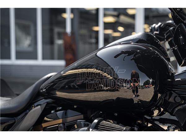 Harley-Davidson Kiel FLHXST Street Glide ST - Jekill& Hyde - Wilbers