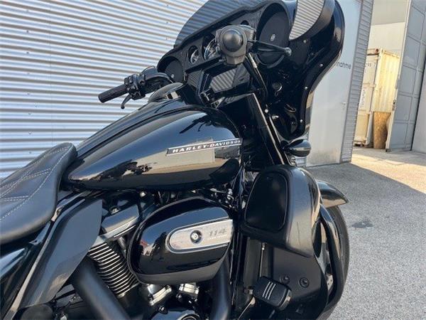 2019 Harley-Davidson Touring Street Glide Special FLHXS