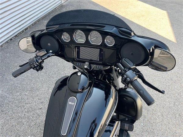 2019 Harley-Davidson Touring Street Glide Special FLHXS
