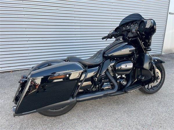 2019 Harley-Davidson Touring Street Glide Special FLHXS