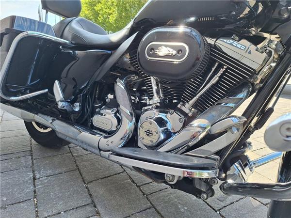 2013 Harley-Davidson Street Glide FLHX