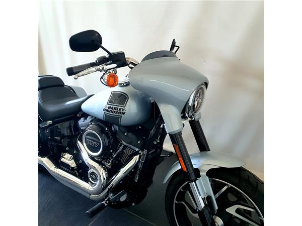 HARLEY-DAVIDSON SPORTGLIDE