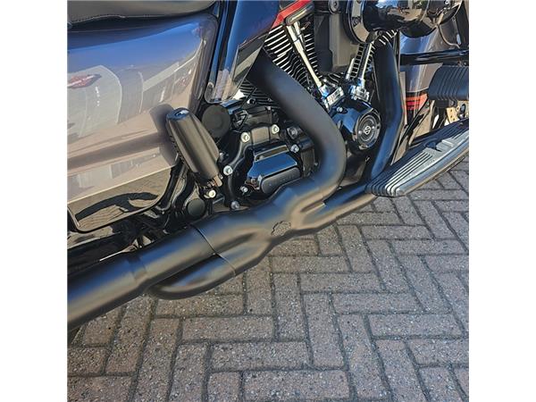 Harley-Davidson  STREET GLIDE CVO 