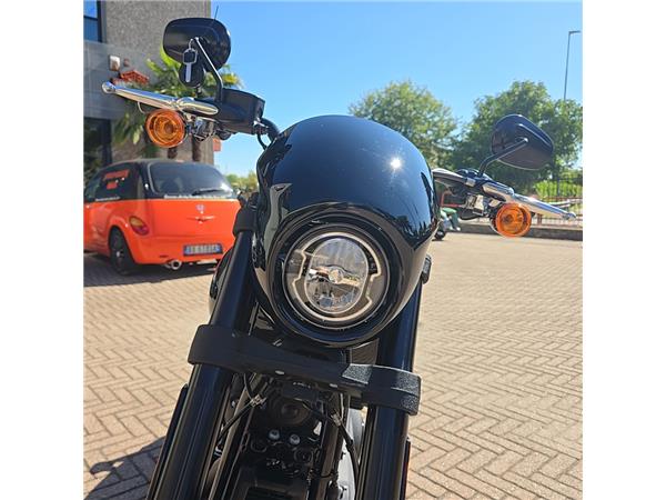 Harley-Davidson Softail LOW RIDER S 114