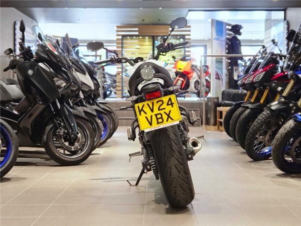 2024 Yamaha XSR 700 (MTM690) White
