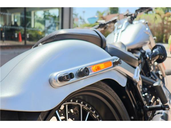 2020 HARLEY-DAVIDSON SOFTAIL FLFBS FAT BOY 114
