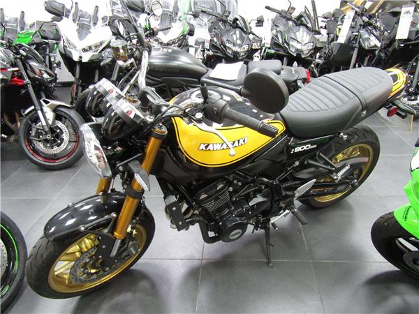 2024 Kawasaki Z900 RS SE
