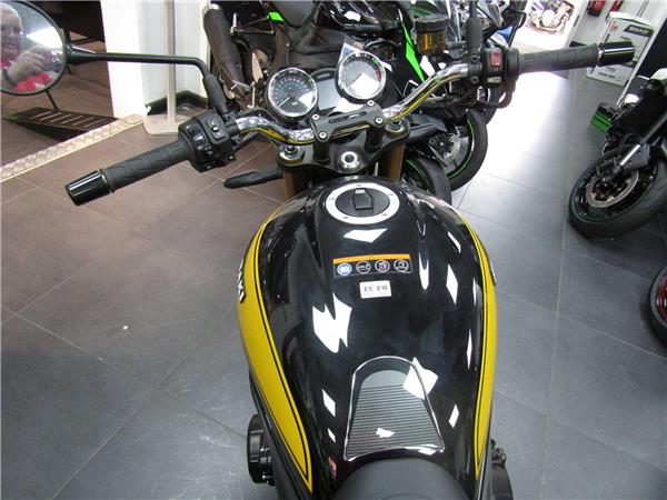 2024 Kawasaki Z900 RS SE