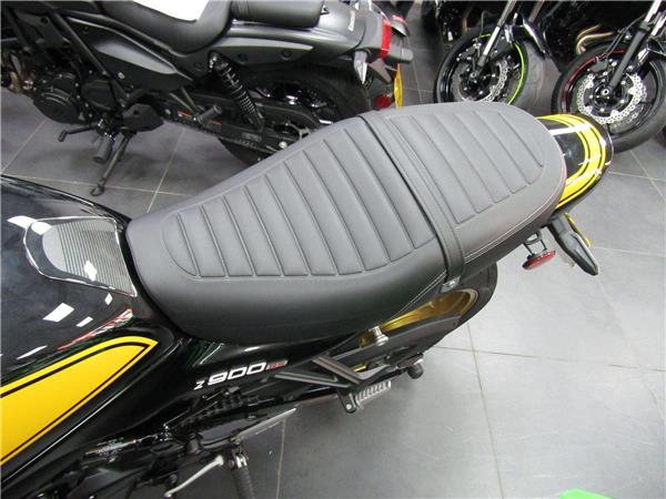 2024 Kawasaki Z900 RS SE