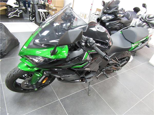 2023 Kawasaki Ninja 1000SX