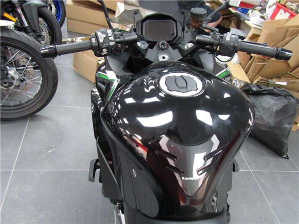 2023 Kawasaki Ninja 1000SX