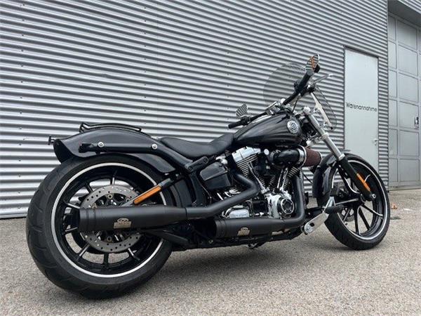 2016 Harley-Davidson Softail Breakout FXSB